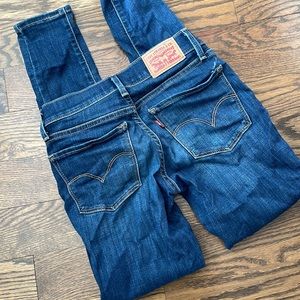 Girls Levi jeans. 710 Super Skinny. Size 24.